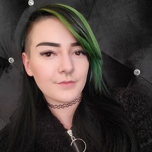 Meet your Posher, Isabelle